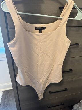 Banana Republic Women's Cream Scoop-Neck Tank Bodysuit